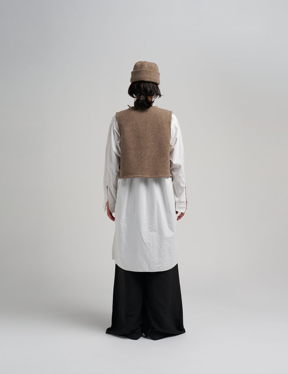 Engadina vest taupe - Image 3